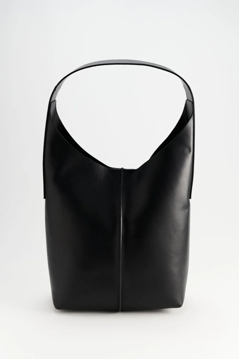 COPENHAGEN STUDIOS Taschen-Cph Bag 1 Medium Vitello Schwarz